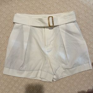 Vince belted white shorts, Size 2. NWT